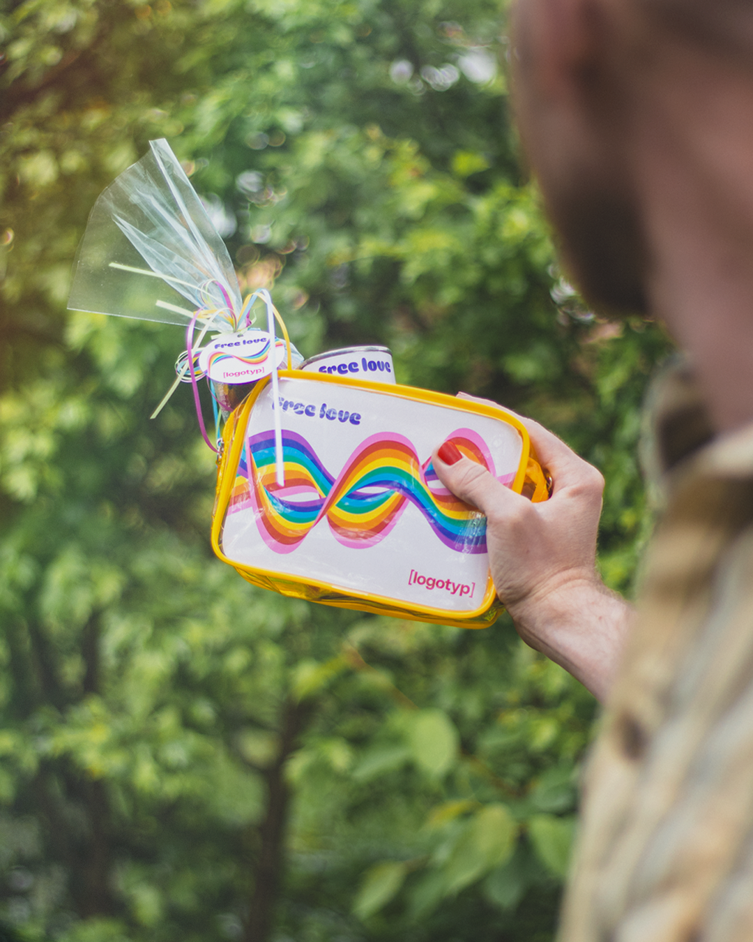 Free Love Kit